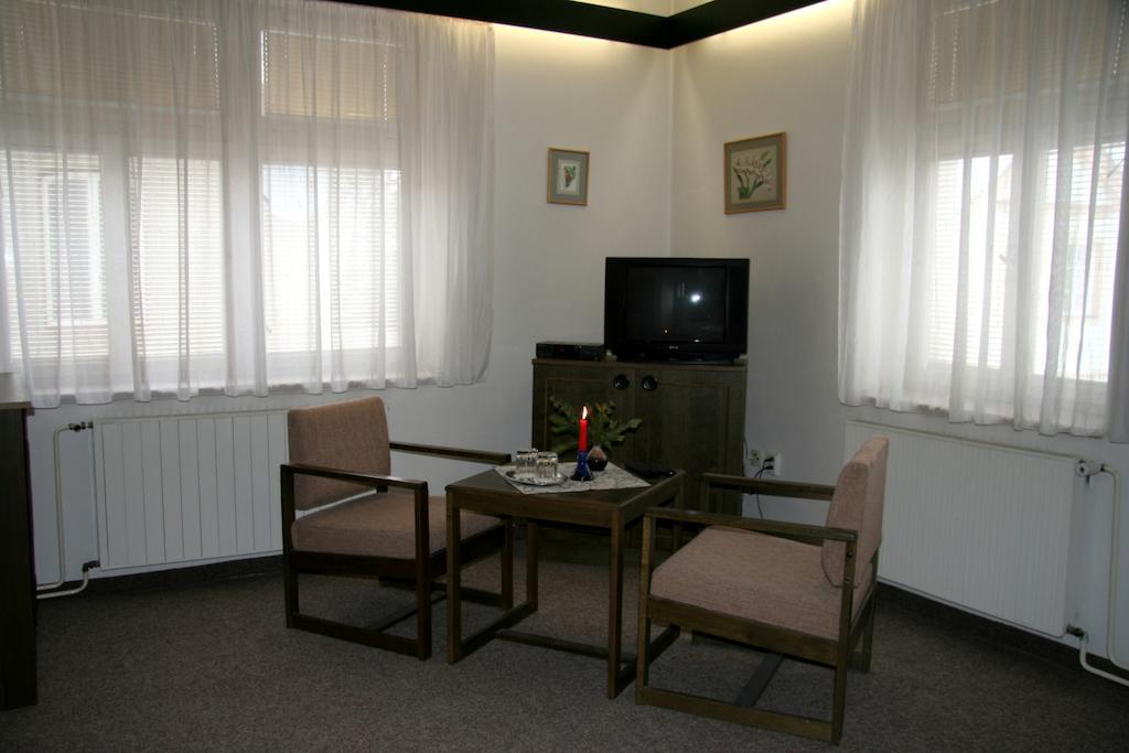 Penzion Orchidea Opočno Quarto foto